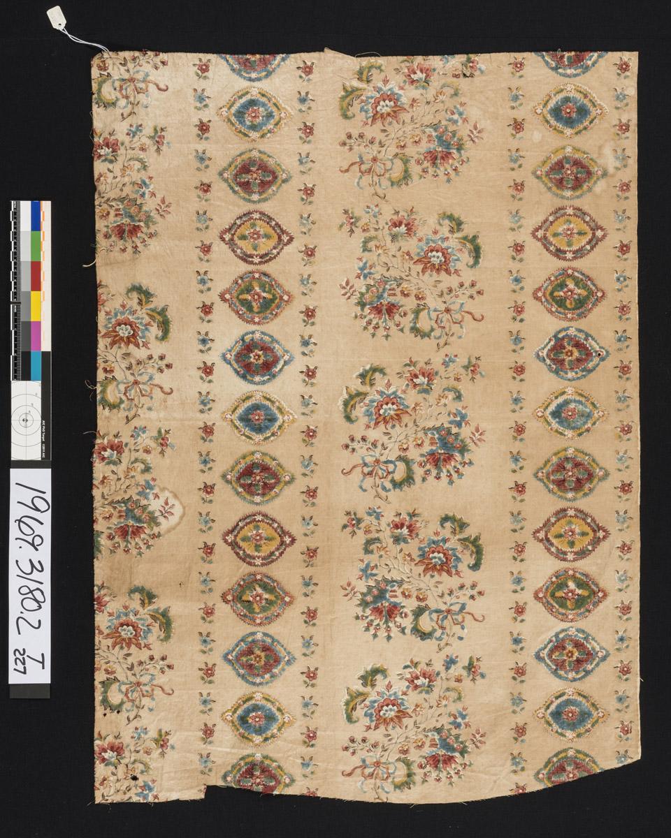 1969.3180.002 Textile, printed, view 1, reverse