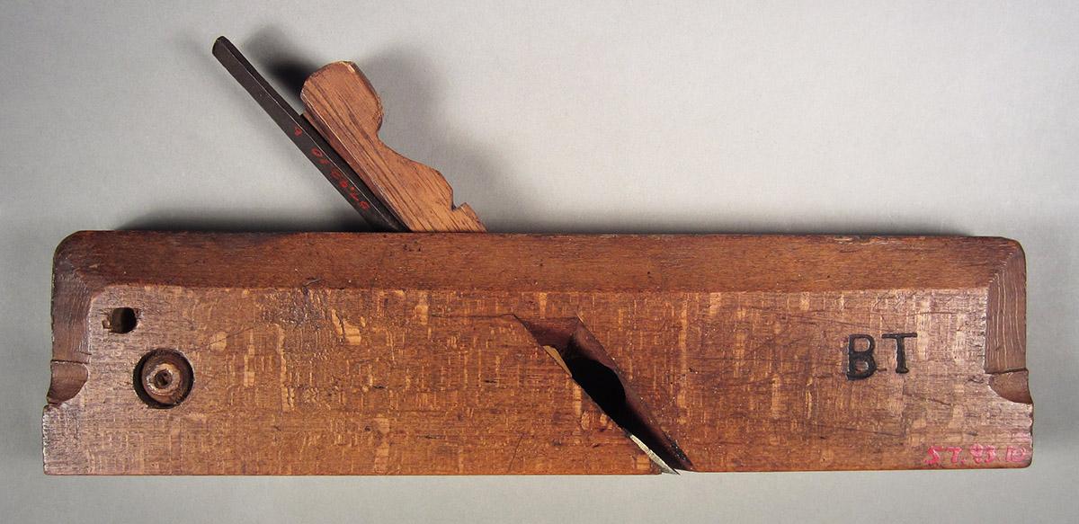 1957.0093.010 A-C, Rabbet plane, overall side 1