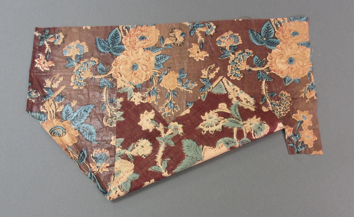 1969.3188.001 Textile, printed folded corner