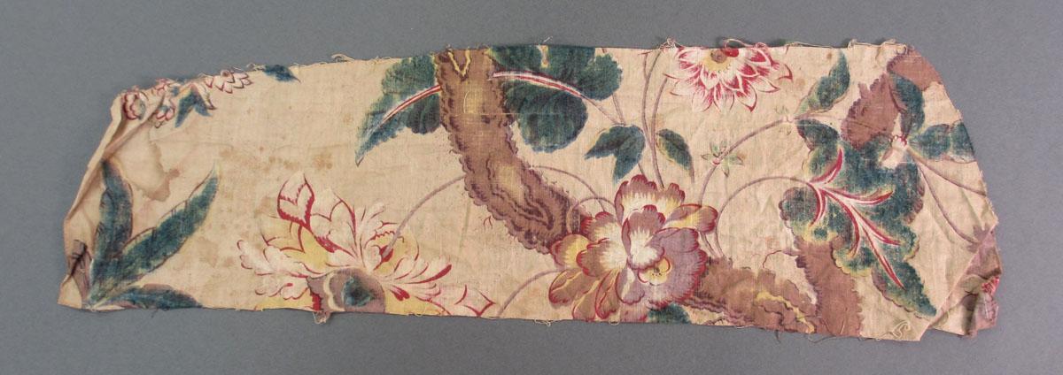 1969.3192 Textile, printed reverse
