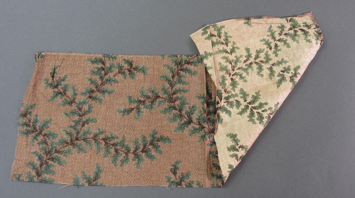 1969.3194 Textile, printed folded corner