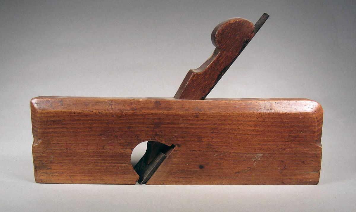 1957.0093.012 A-C Rabbet plane, View 1