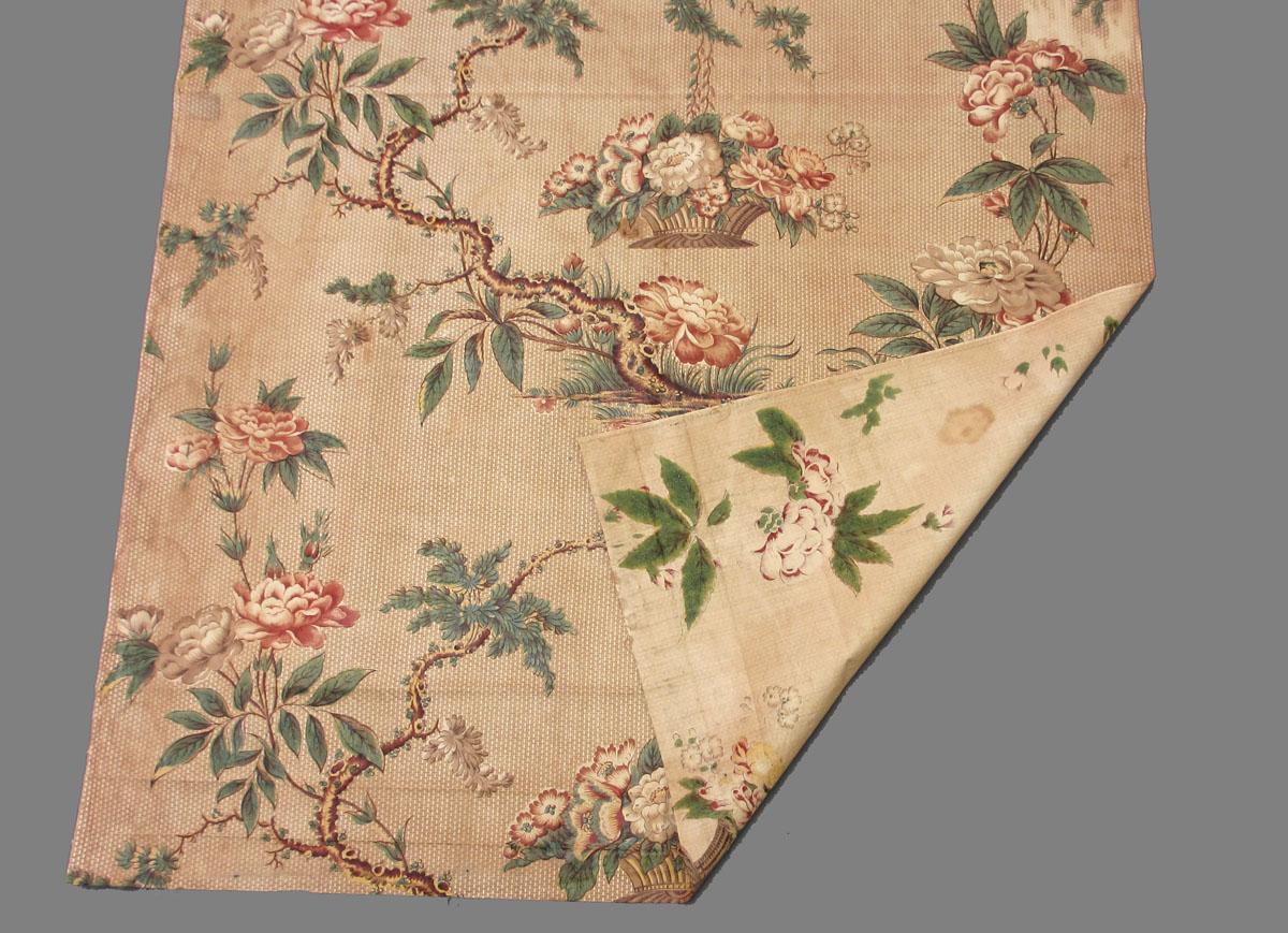 1969.3200 Textile, printed partial folded corner