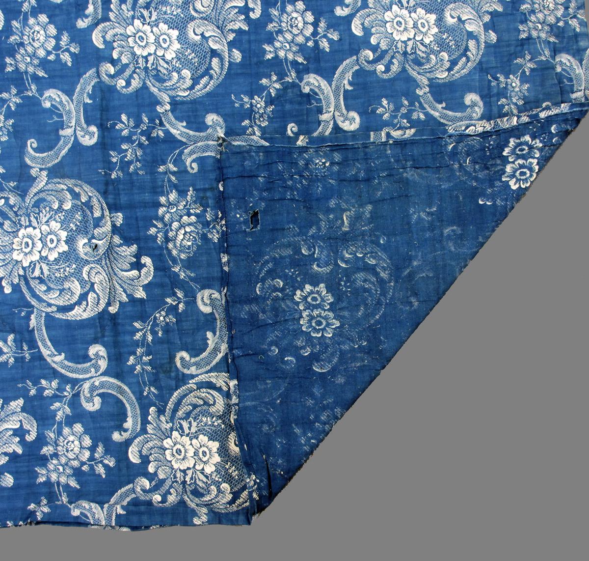 1969.3211 textile, printed folded corner