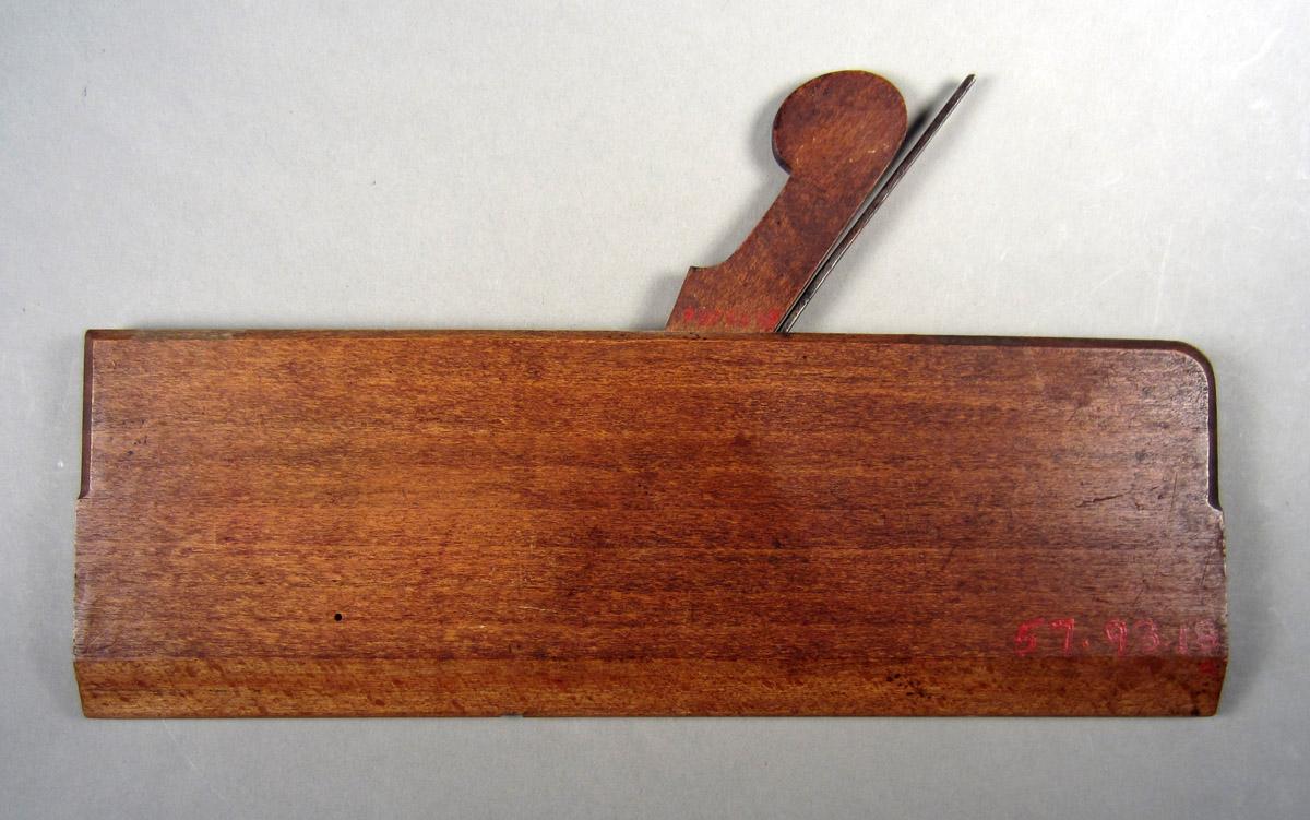 1957.0093.018 A-C Round plane, View 2