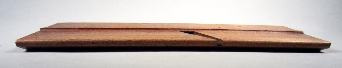 1957.0093.018 A-C Round plane, Underside