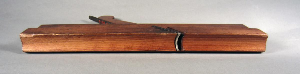 1957.0093.019 A-C Hollow plane, Underside