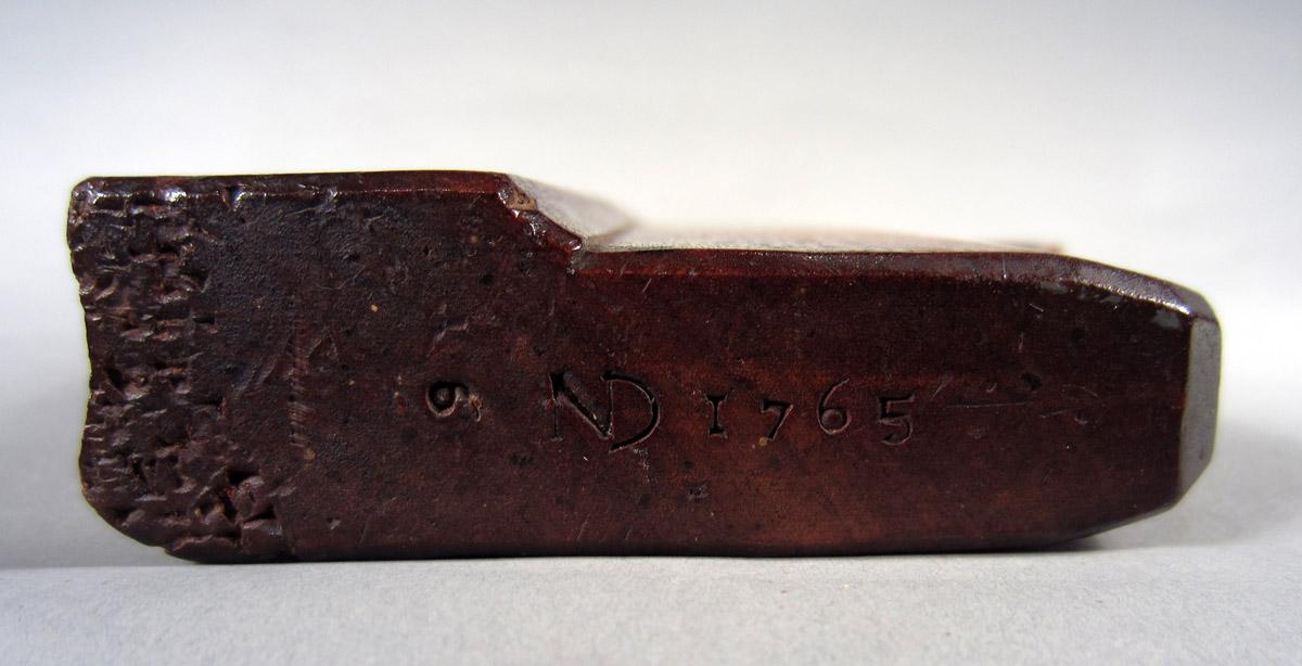 1957.0080.004 A-C Hollow plane, Mark