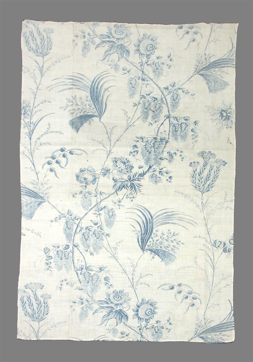 1969.3240.001 textile, printed obverse
