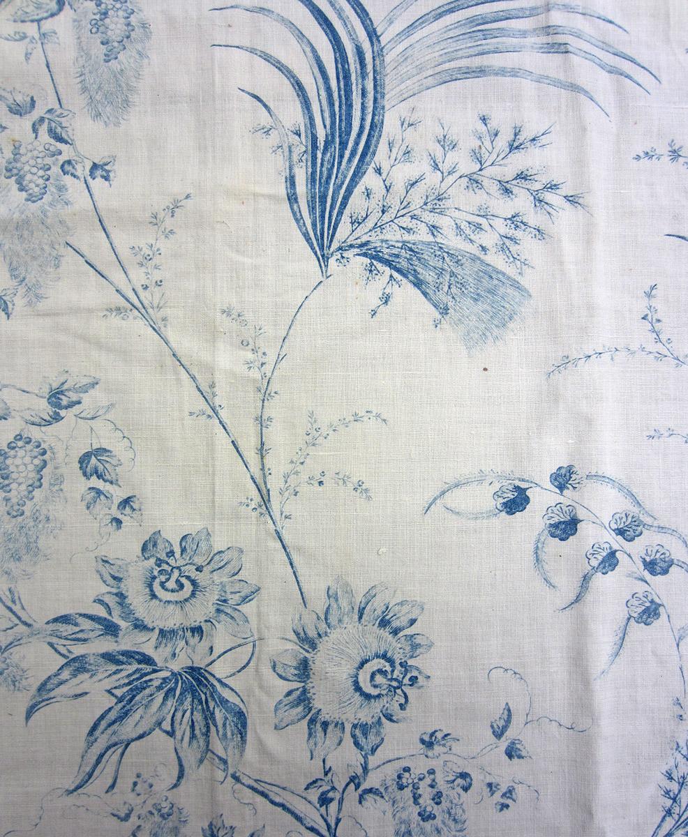 1969.3240.002 textile, printed detail 1
