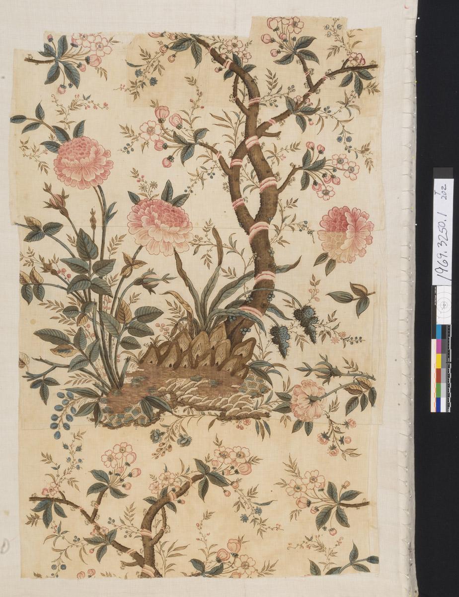 1969.3250.001 Textile, printed, view 1