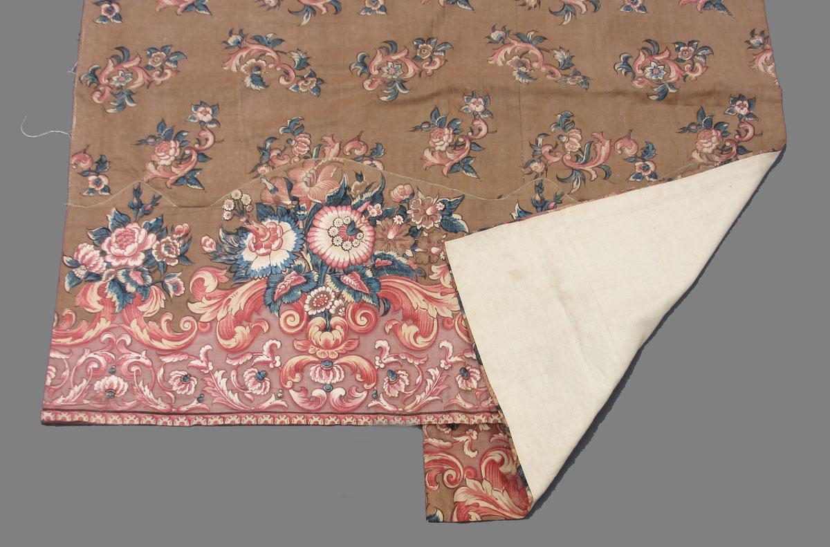 1969.3255 Textile, printed partial folded corner