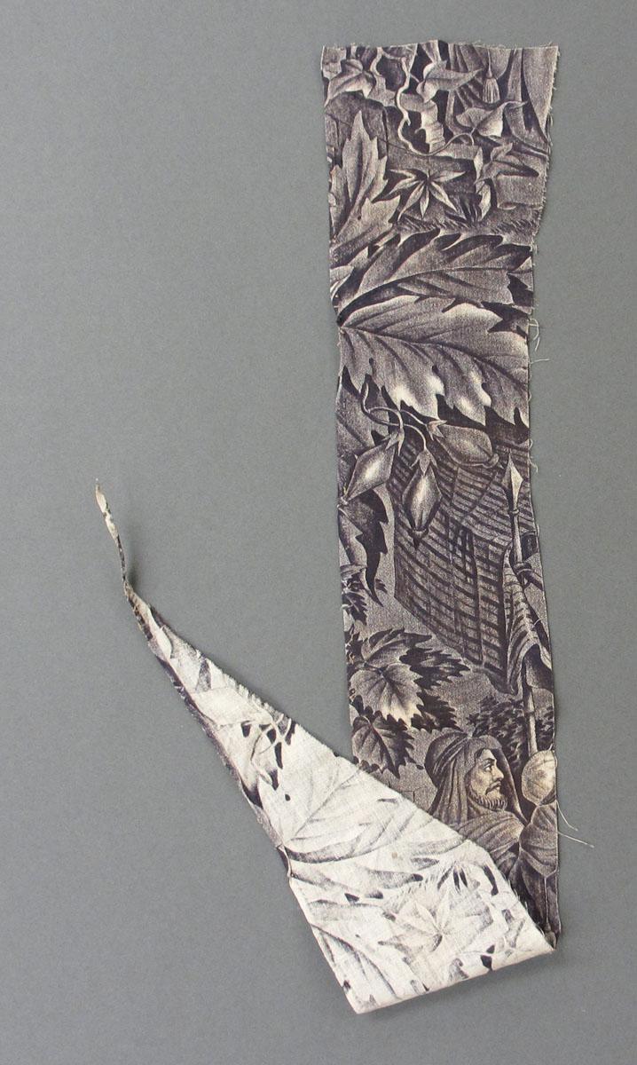 1969.3299.002 Textile, printed folded corner