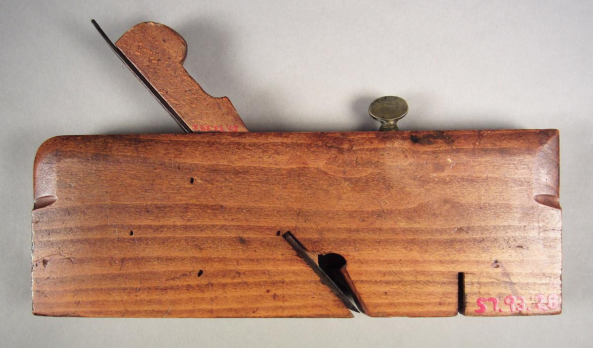 1957.0093.028 A-E, Rabbet plane, stock side 2