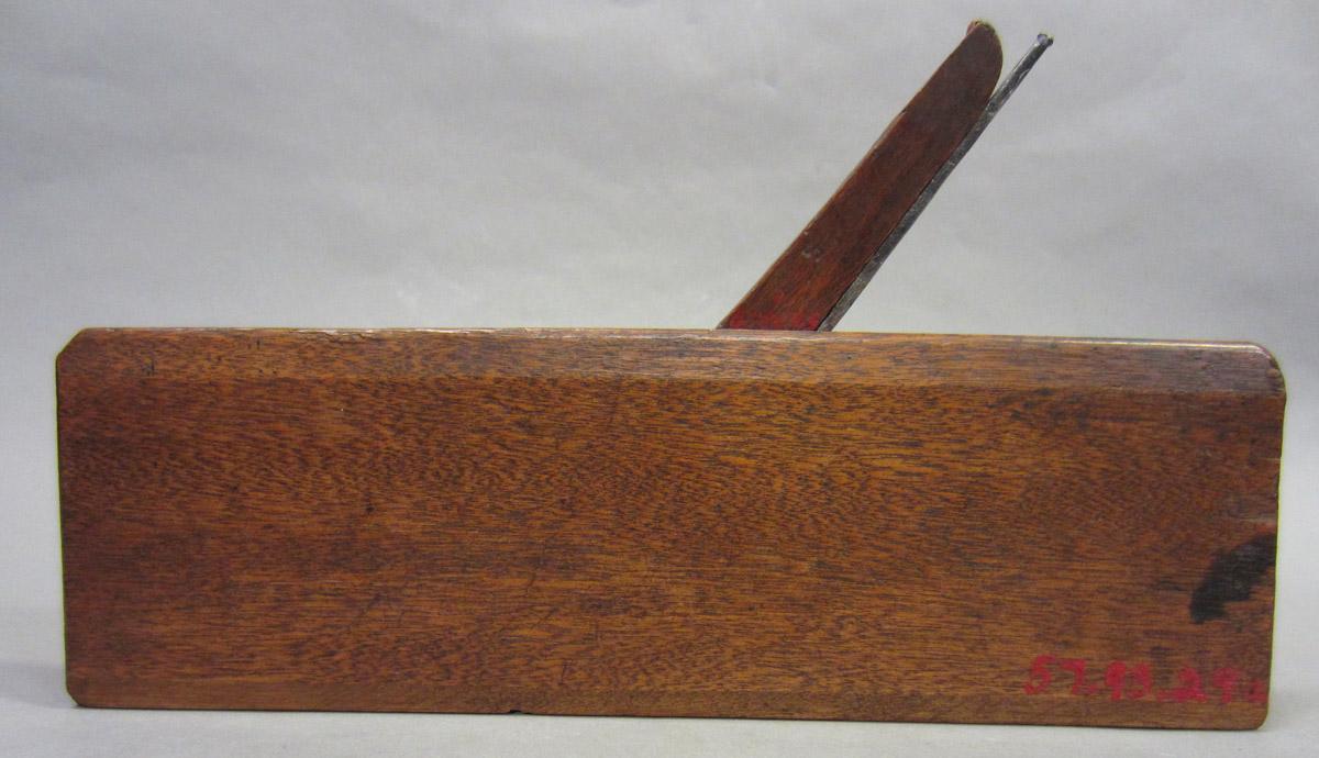 1957.0093.029 a-c Hollow plane, view 2