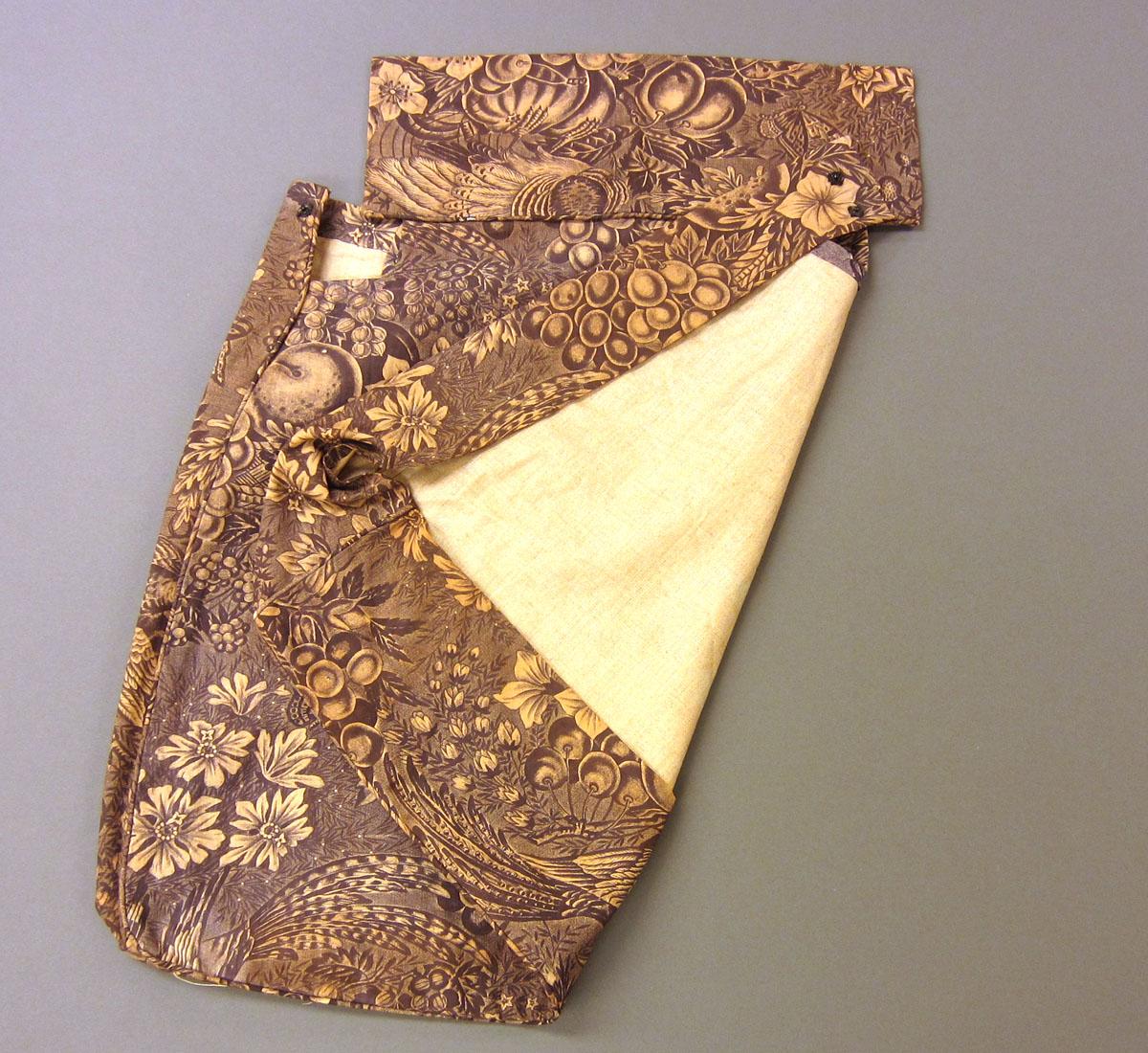 1969.3318 A Textile, printed folded corner