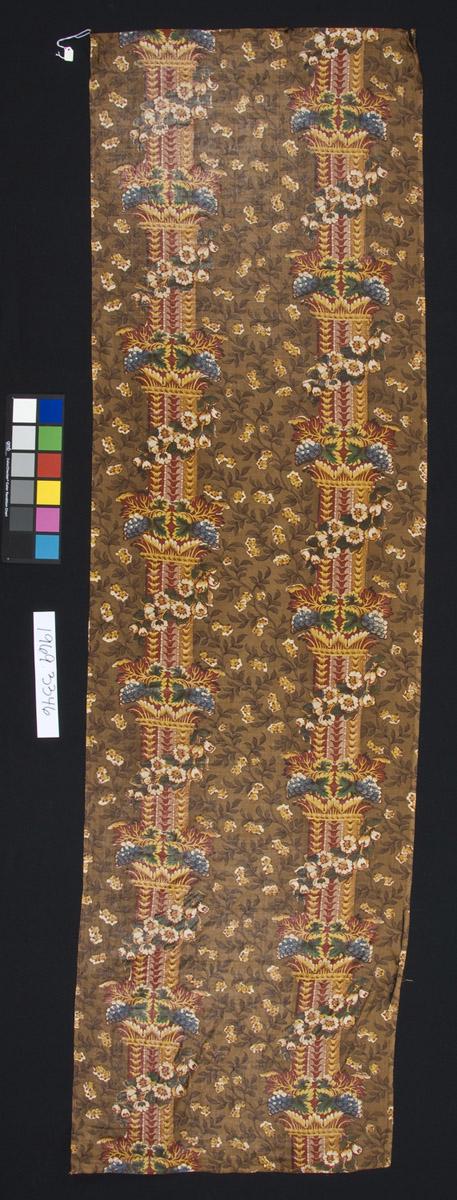 1969.3346 Textile, printed, view 1