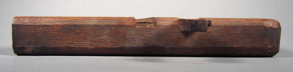 1957.0093.034 A-C Molding plane, top