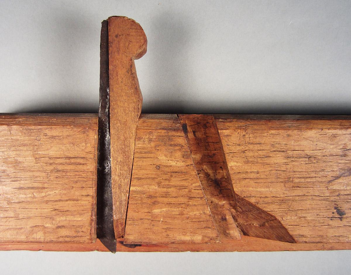 1957.0093.034 A-C Molding plane, throats