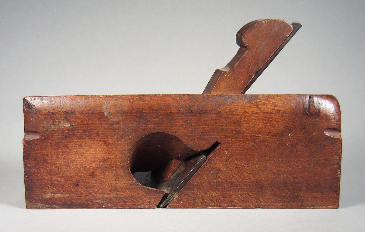 1957.0093.043 A-C Rabbet plane, side 2