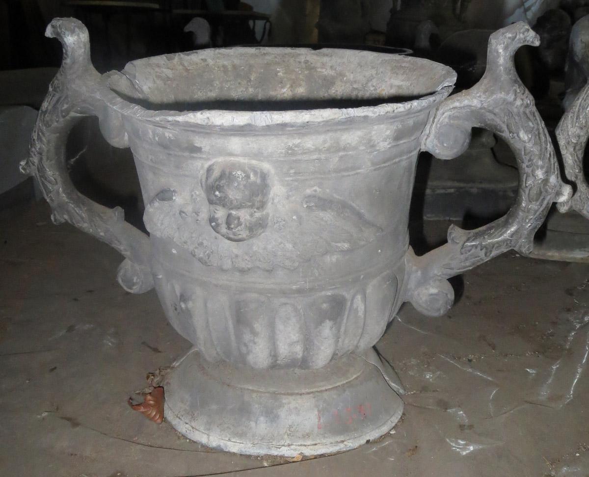1969.3427.002 urn