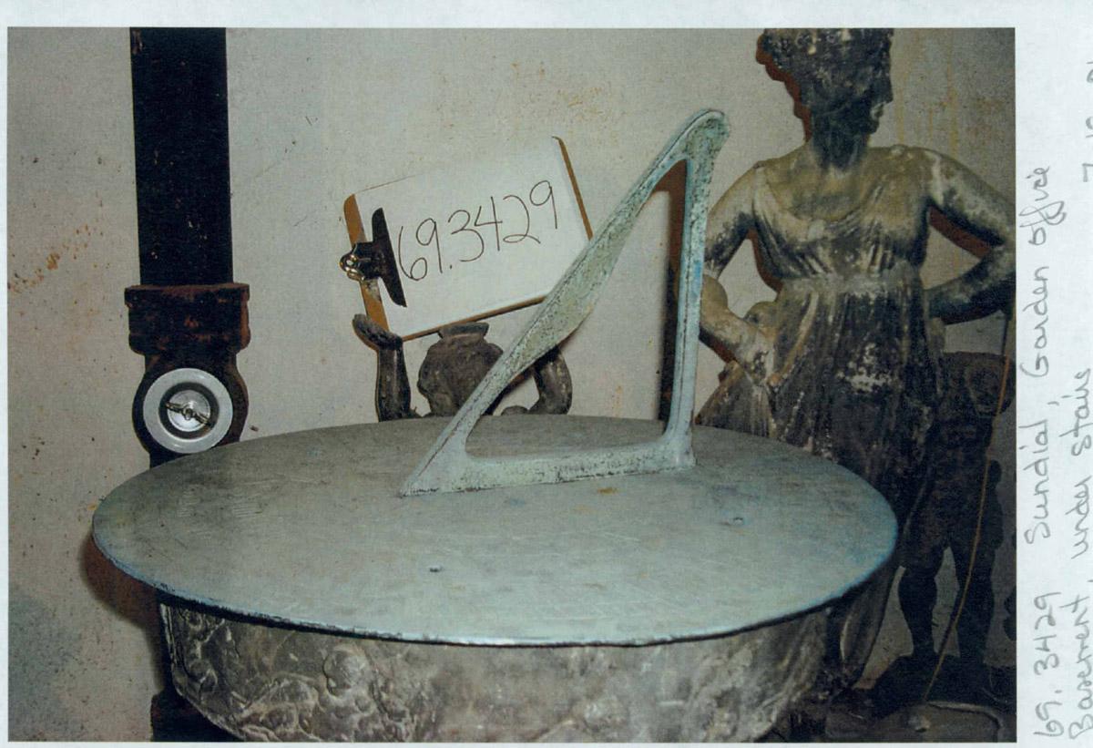1969.3429 Sundial, Cupids and Sundial