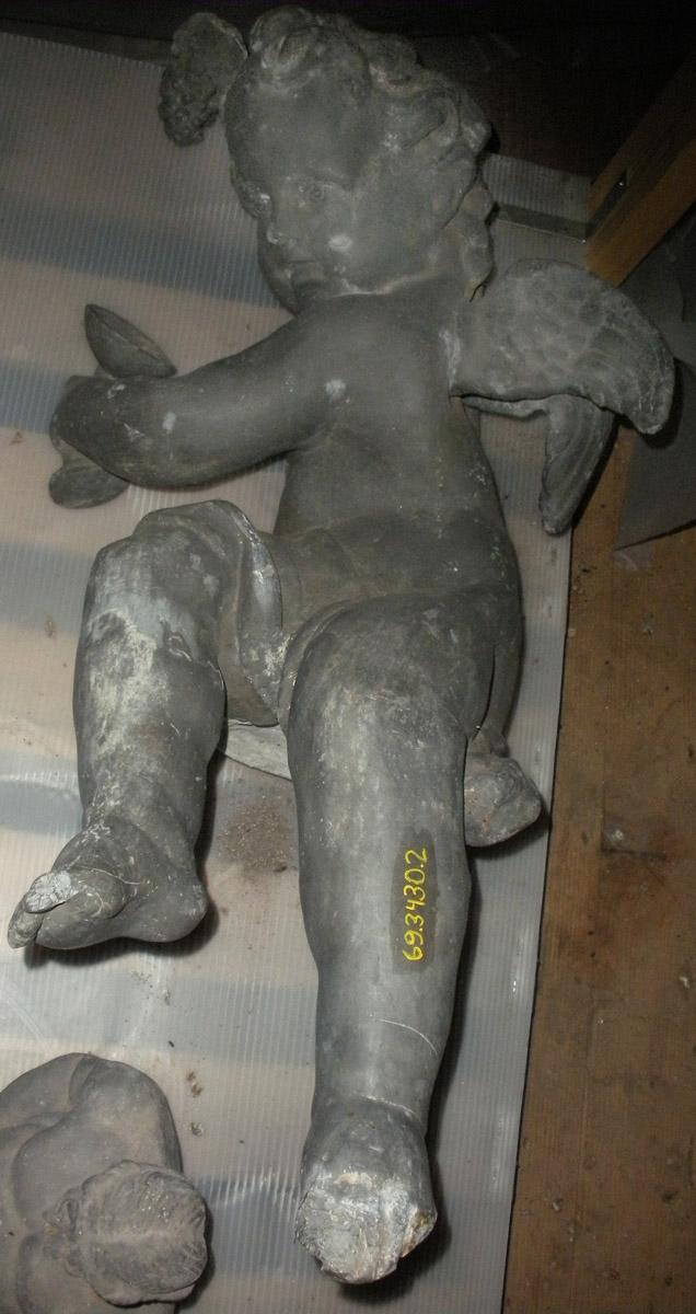 1969.3430.002 figure