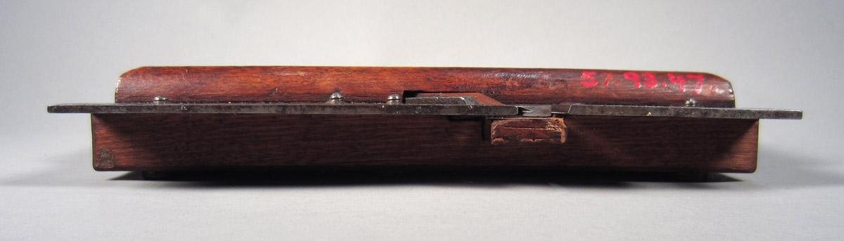 1957.0093.047 A-F Plow plane, sole