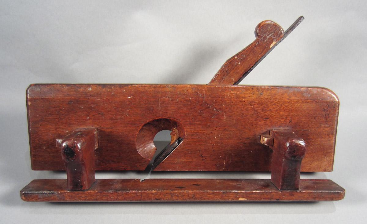 1957.0093.048 A-F Tongue plane, overall side 2