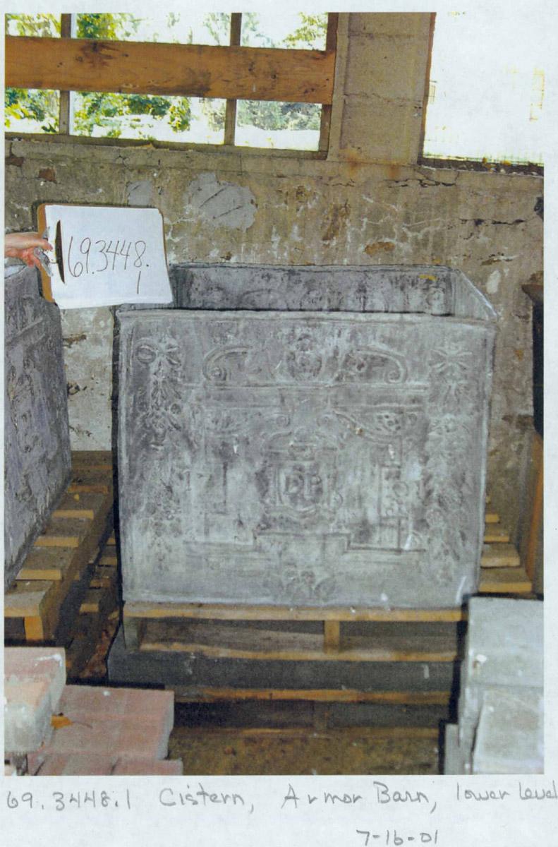 1969.3448.001 Cistern