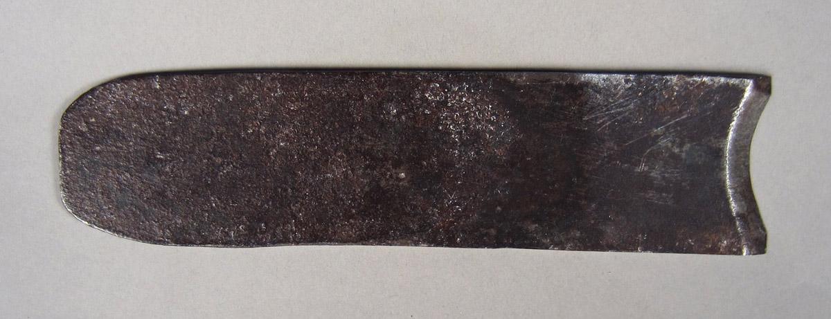1957.0093.053 A-C Hollow plane, blade side 1