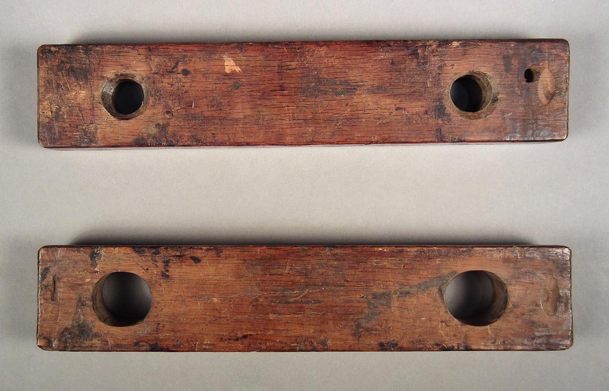 1957.0093.060, Clamp, planks side 3