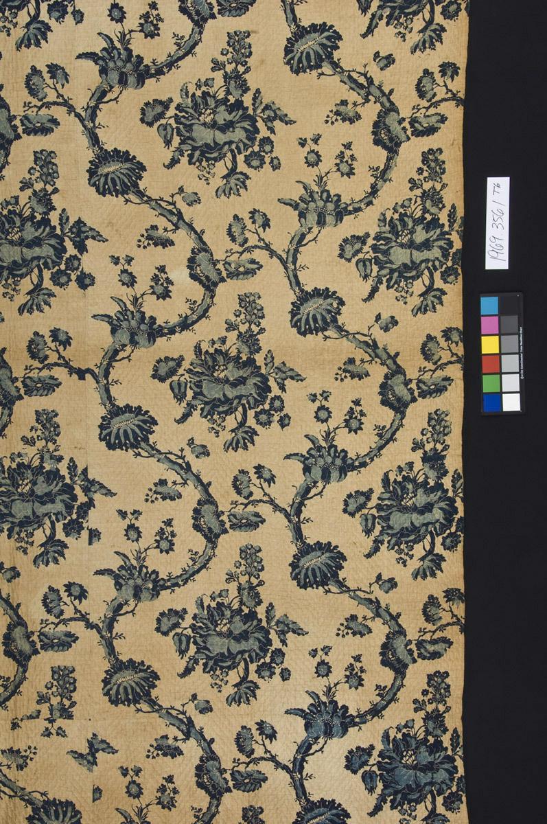 1969.3561 Quilt, detail 1