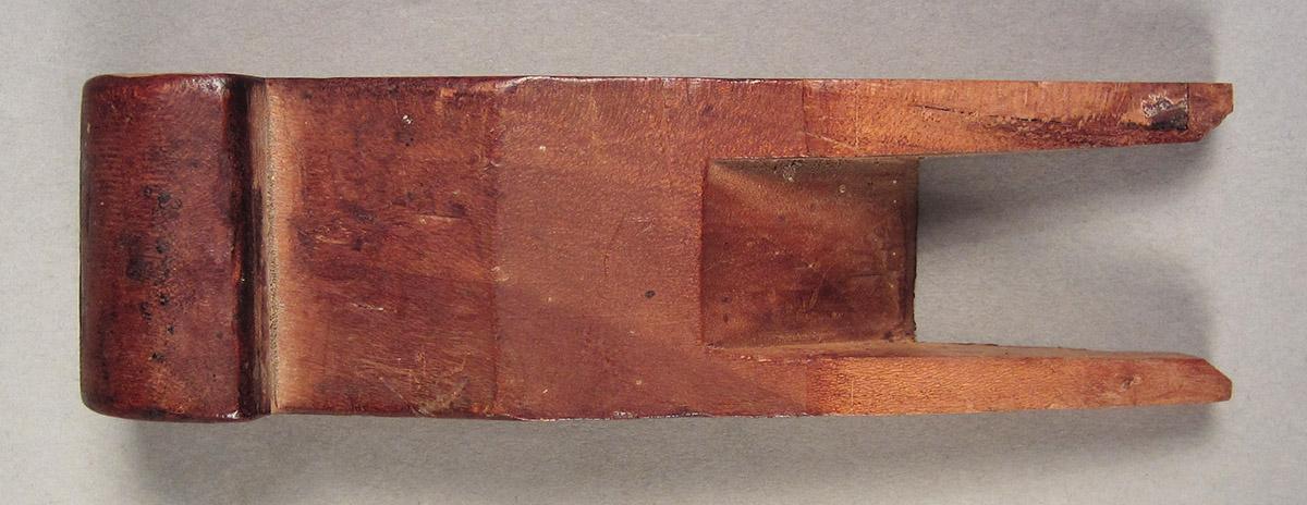 1957.0093.068, Spokeshave, wedge side 1