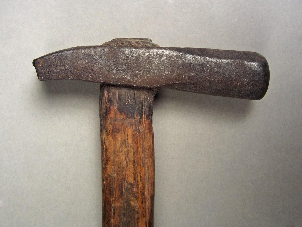 1957.0093.072, Hammer, head side 1