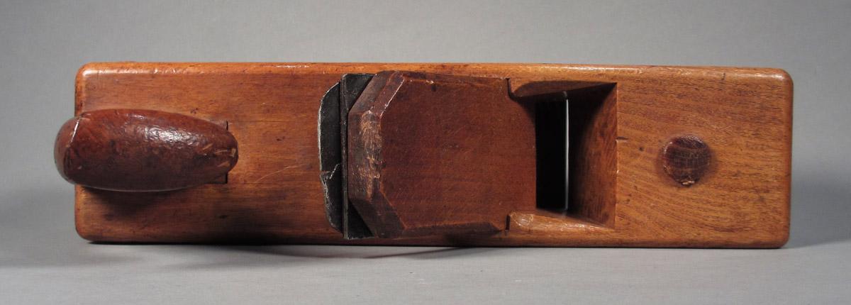 1957.0093.073 A-C Strike block plane, top