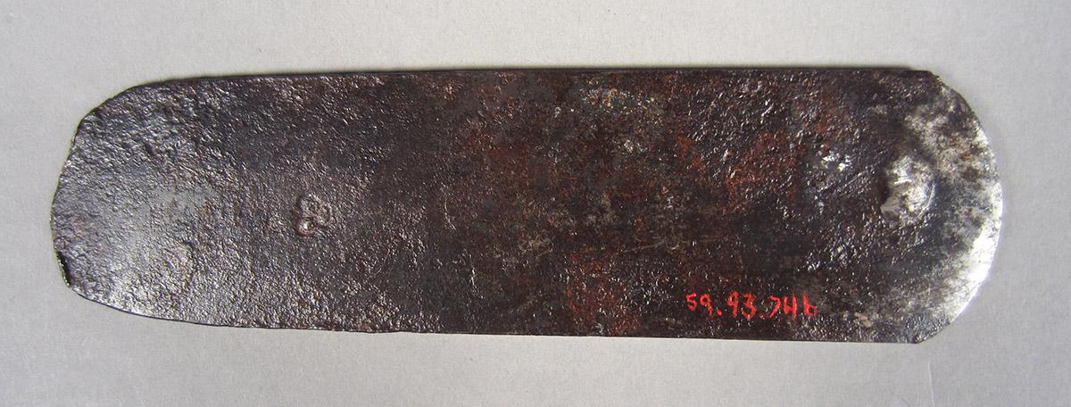 1957.0093.074 A-C Round plane, blade side 1