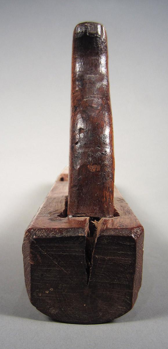 1957.0093.074 A-C Round plane, heel