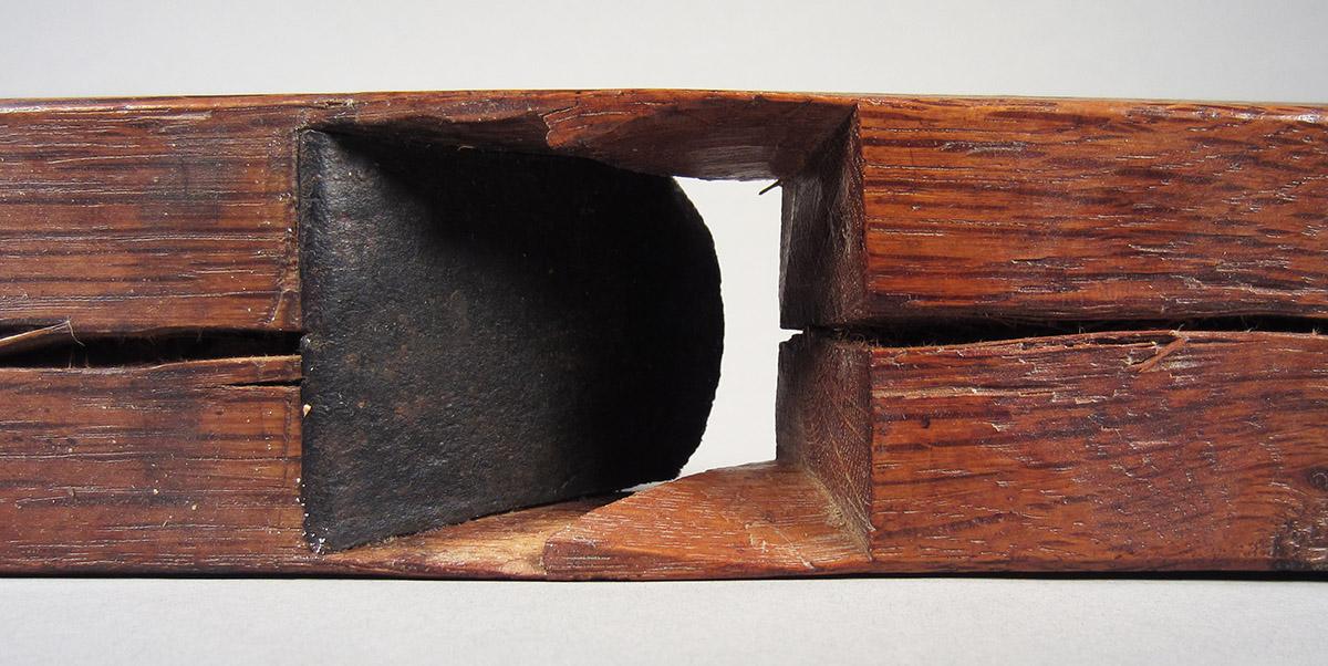 1957.0093.074 A-C Round plane, throat