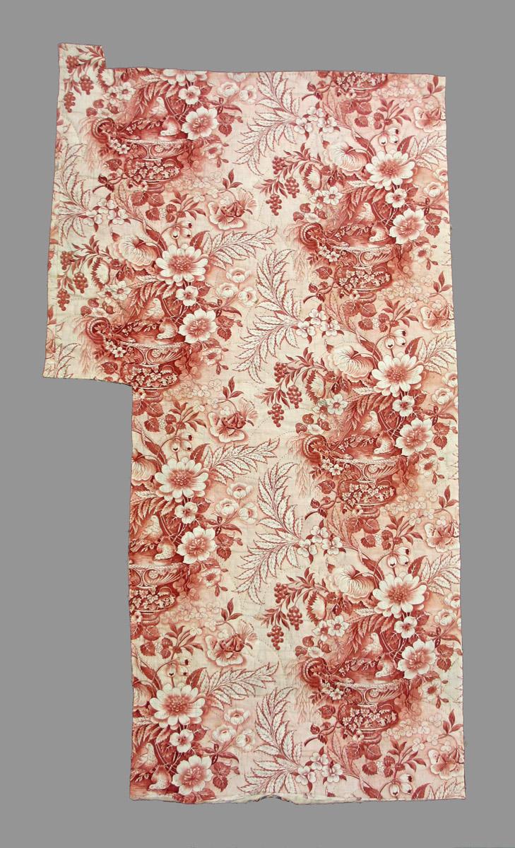 1969.3645.002 textile, printed reverse