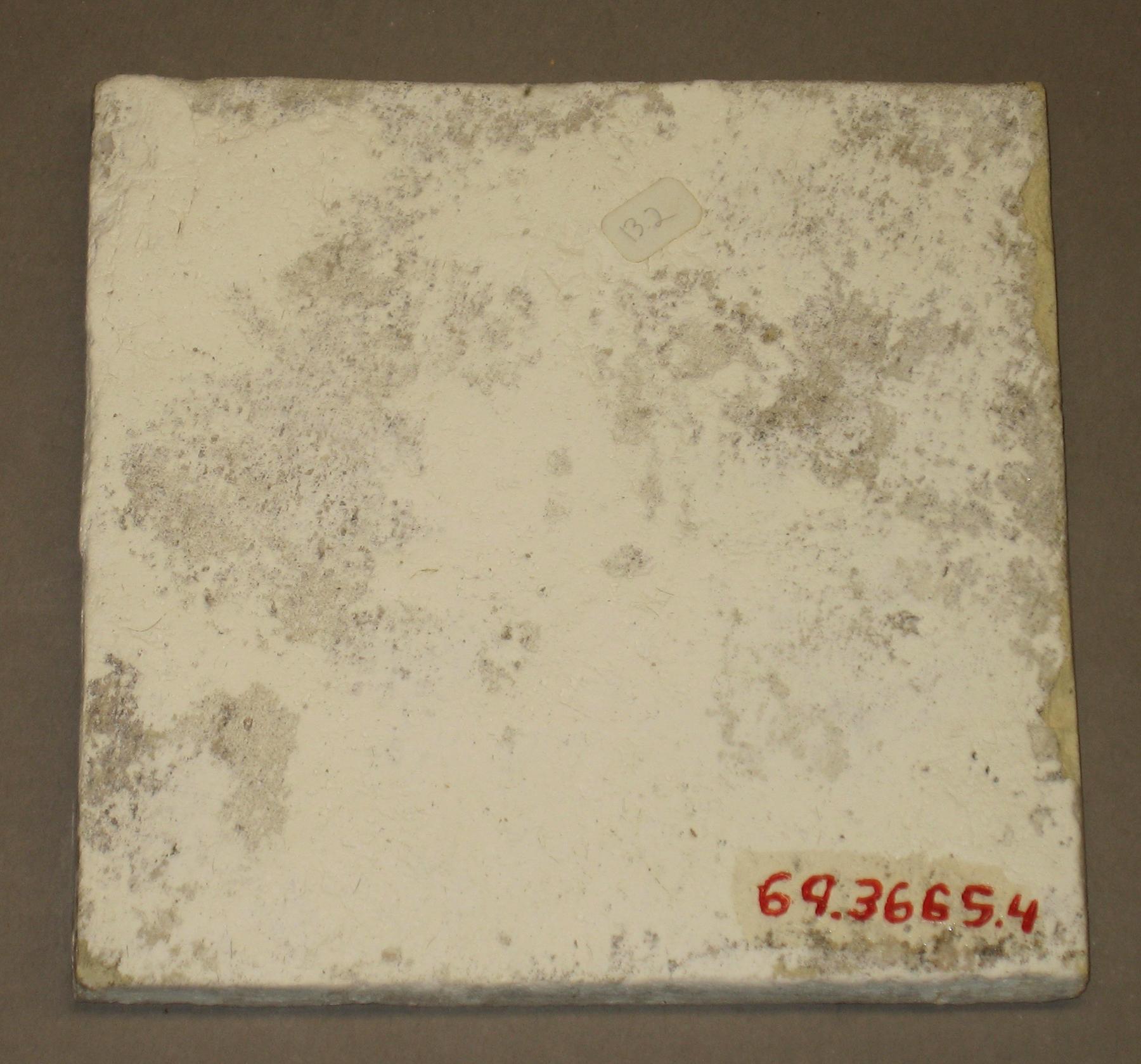 1969.3665.004 Delft tile (back)