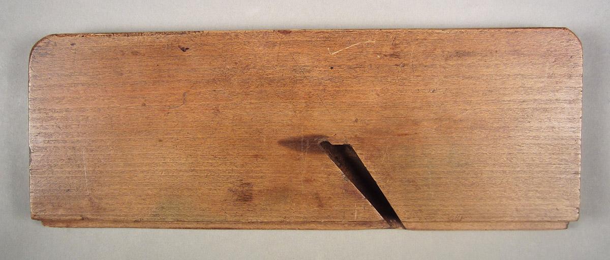 1957.0093.086 A-C, Molding plane, stock side 1