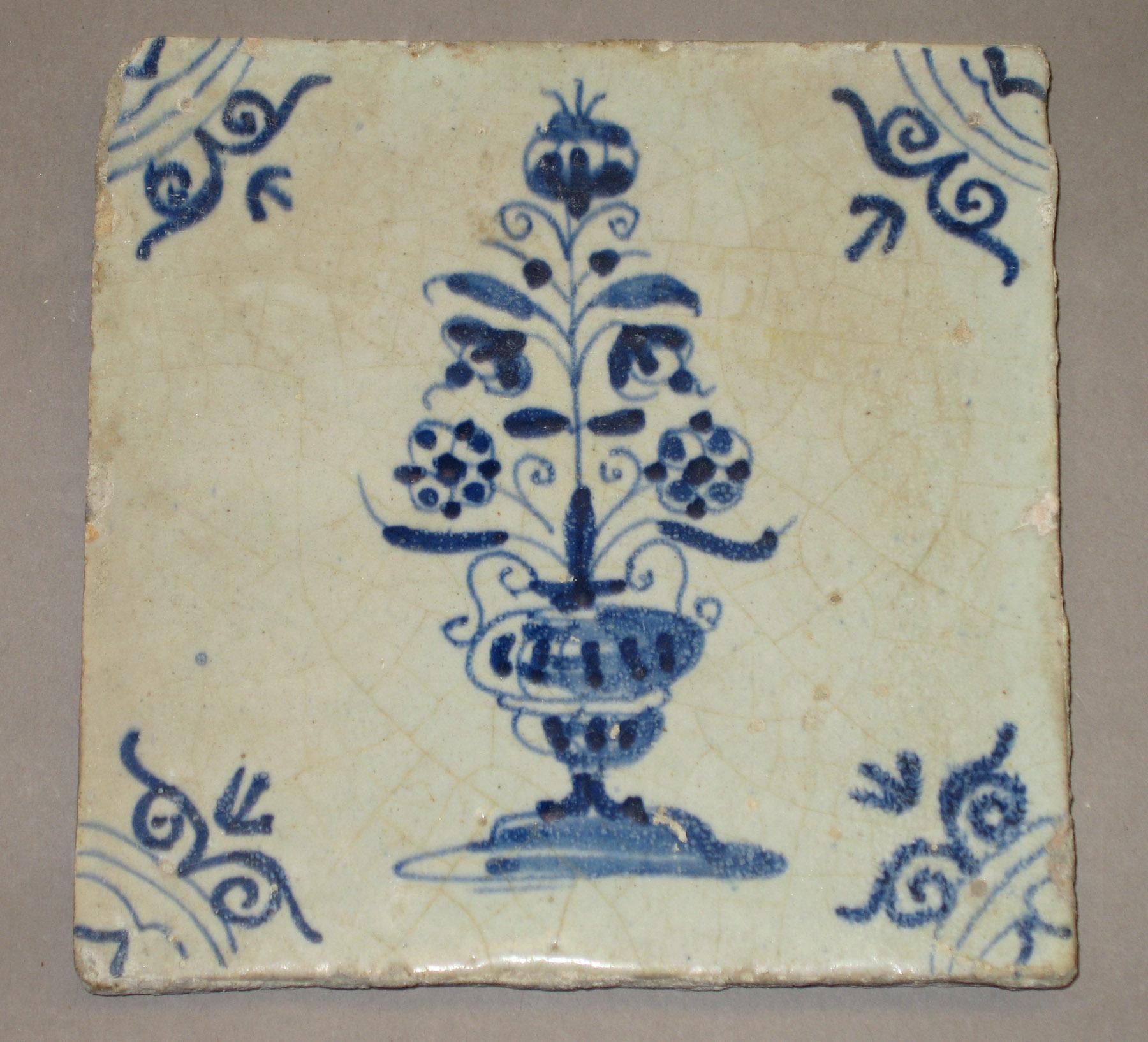 1969.3692.002 Delft tile