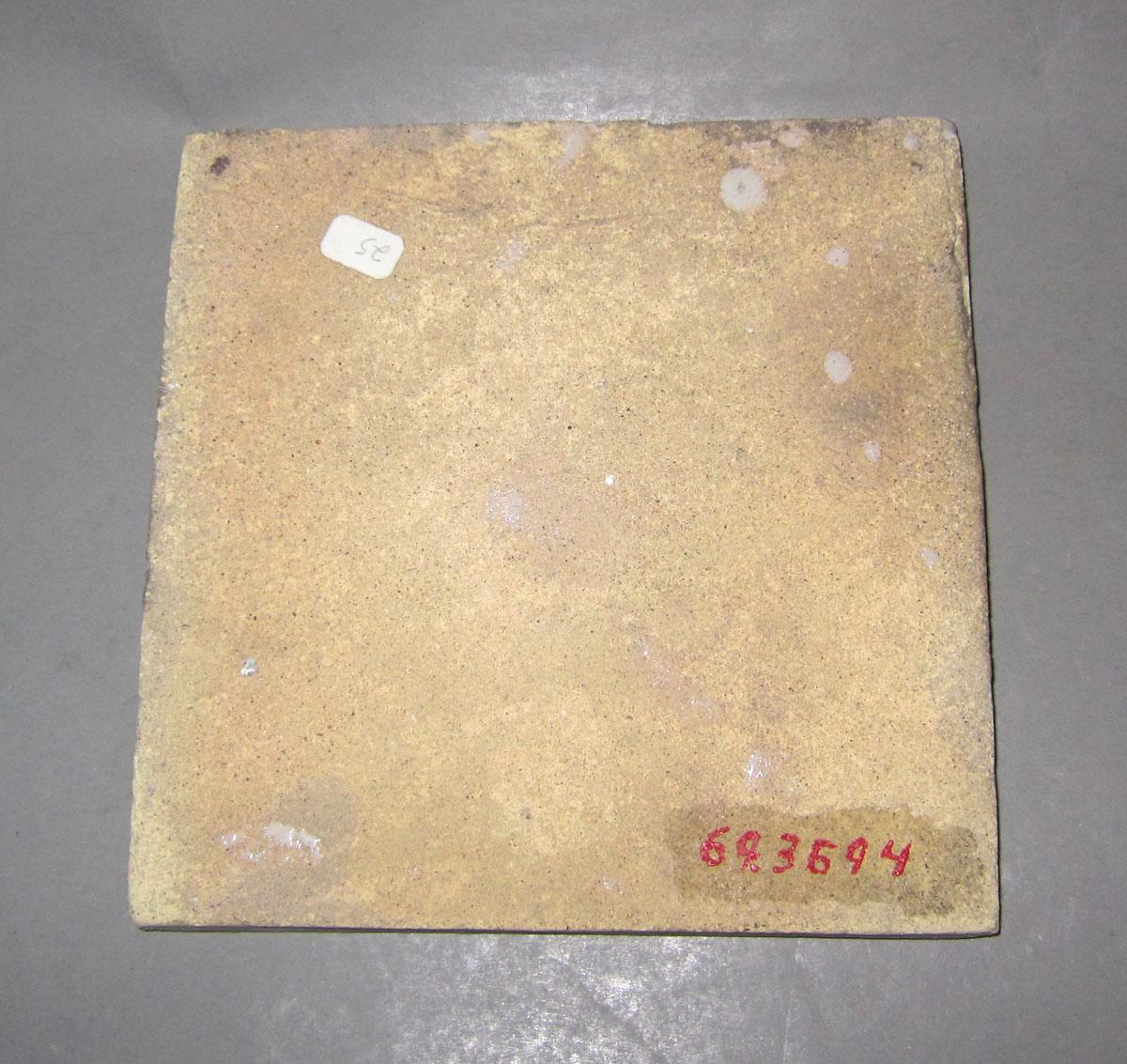 1969.3694 Delft tile underside