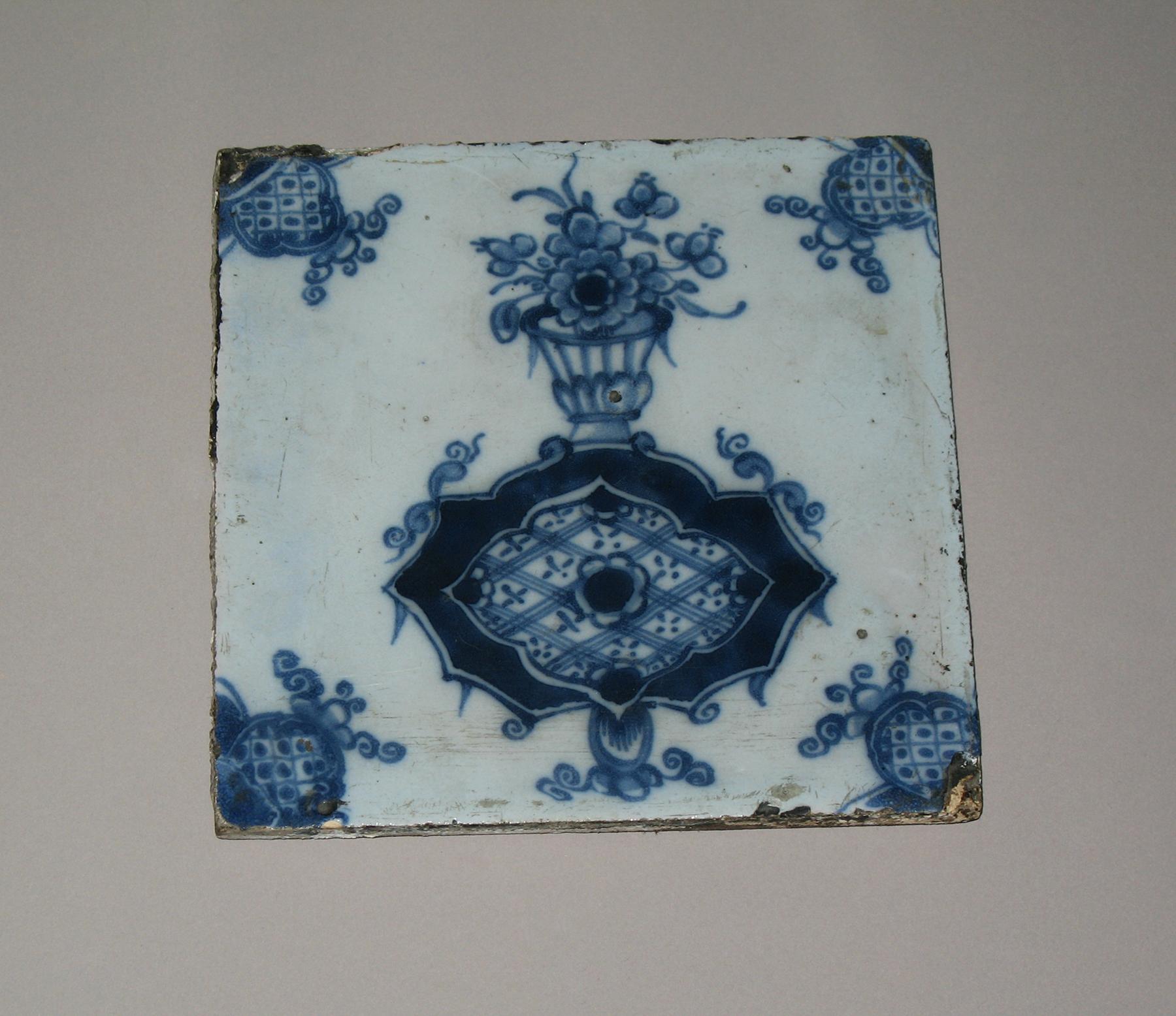 1969.3699 Delft tile