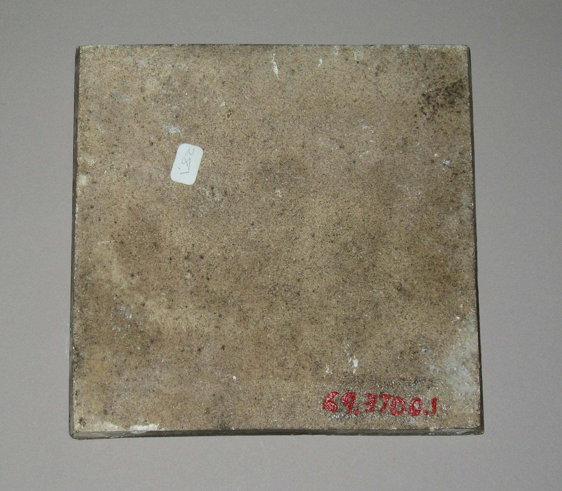 1969.3700.001 Delft tile (back)