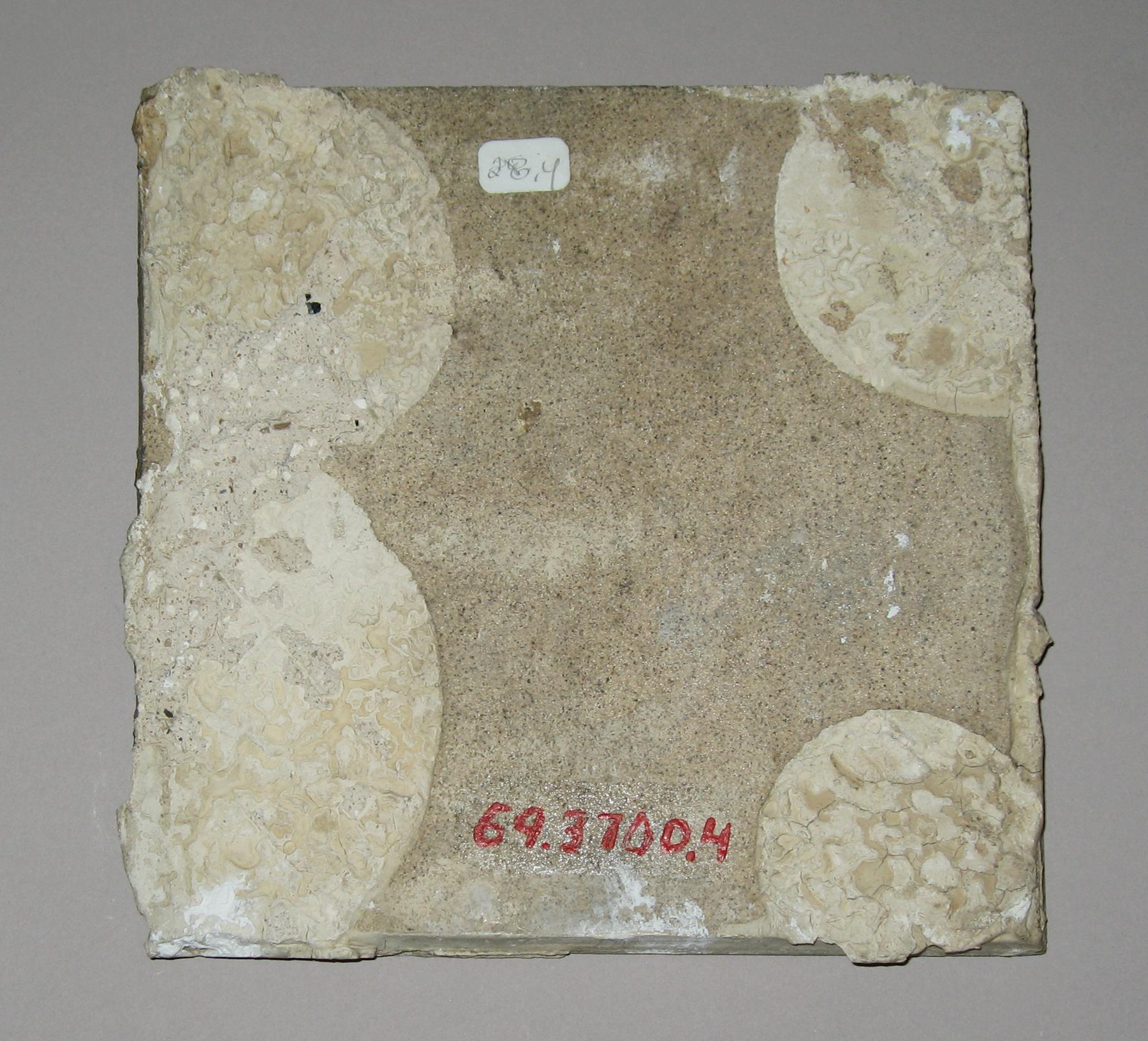 1969.3700.004 Delft tile (back)