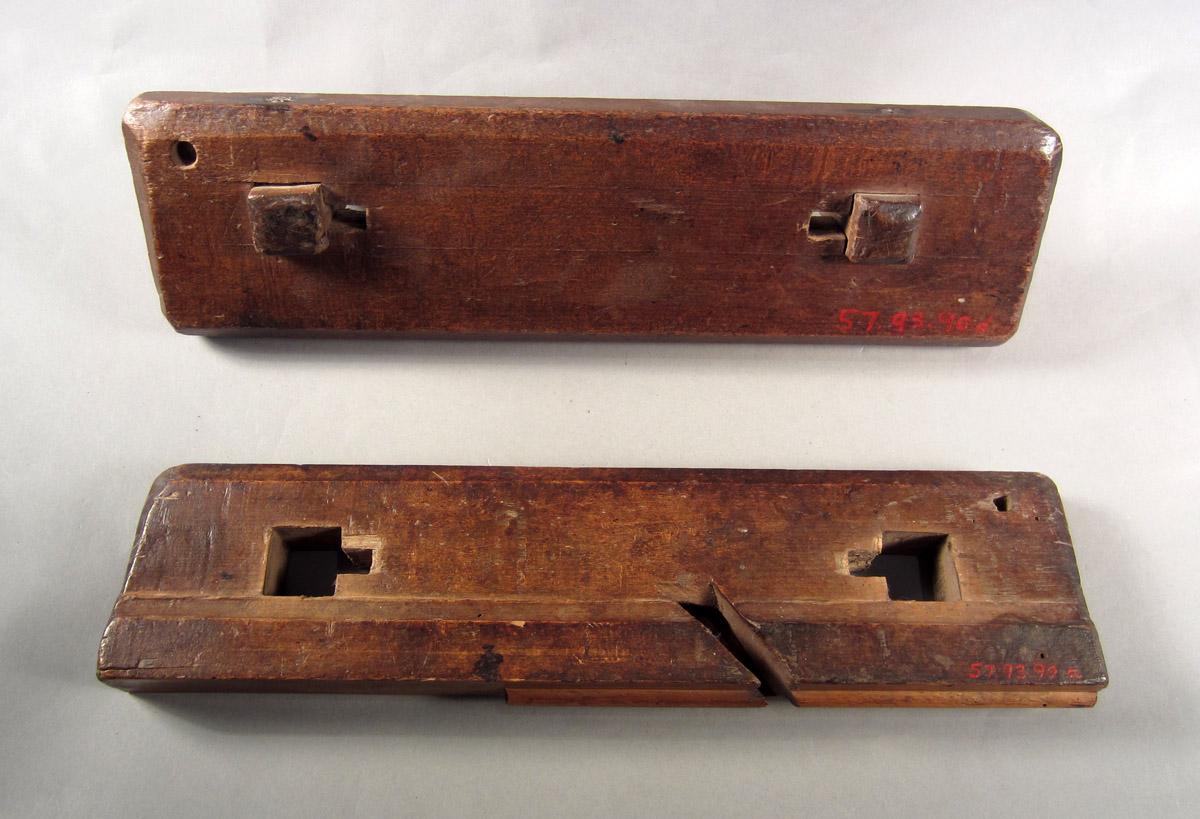 1957.0093.090 A-F Table round plane, Stock outer