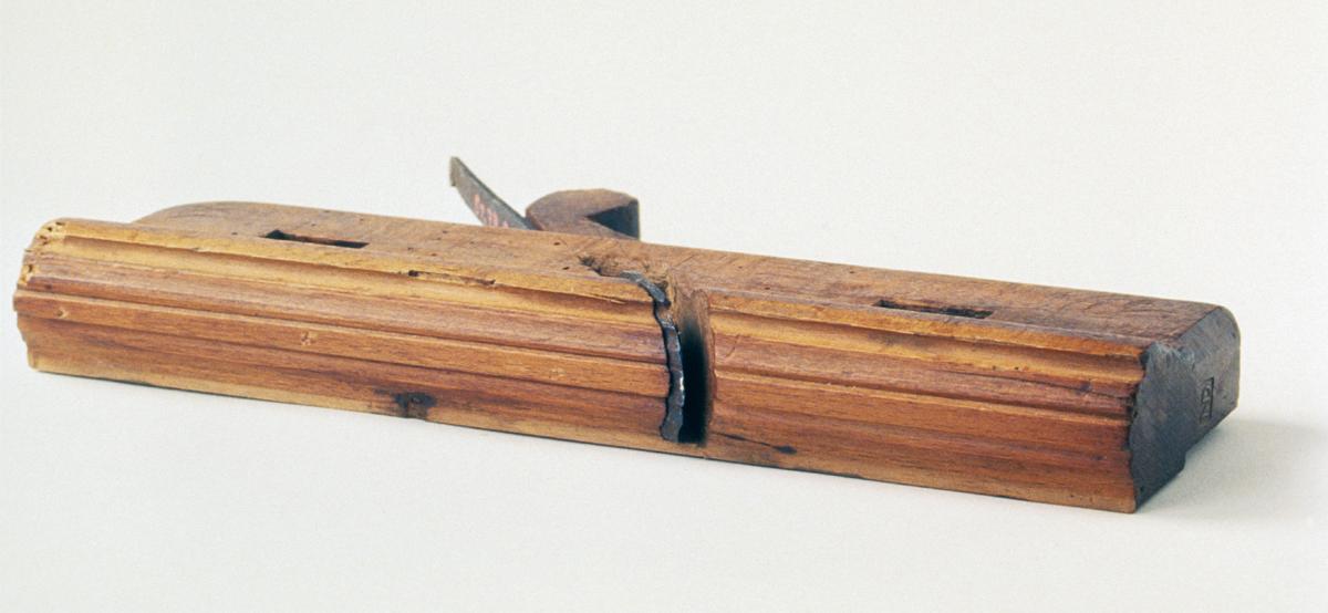 1957.0093.091 A-C Molding Plane, View 2