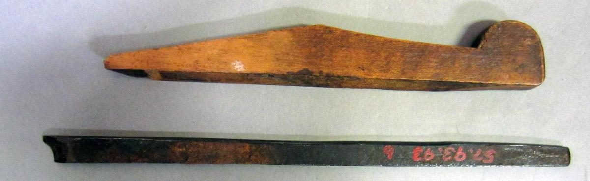 1957.0093.093 b-c wedge iron view 2